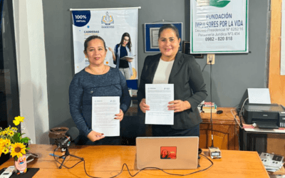 Firma de convenio con el Instituto Virgen Fátima